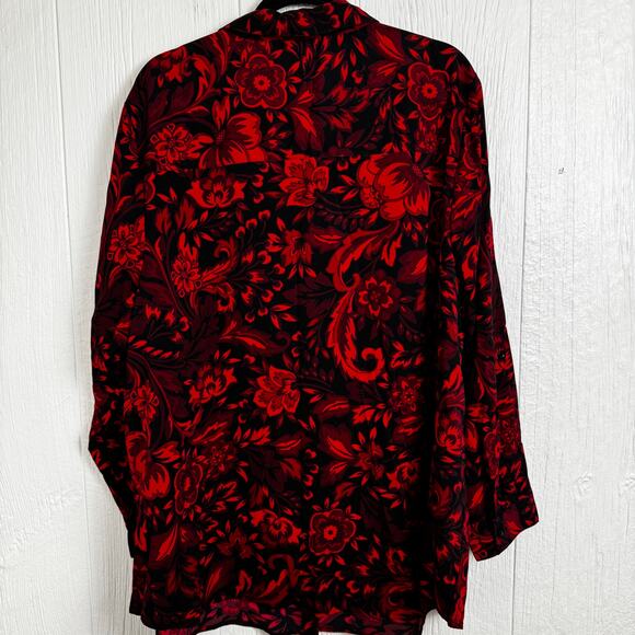 Catherines Button Front Red Black Floral Shirt Size 2X Dark Romantic 22/24W - Picture 6 of 6